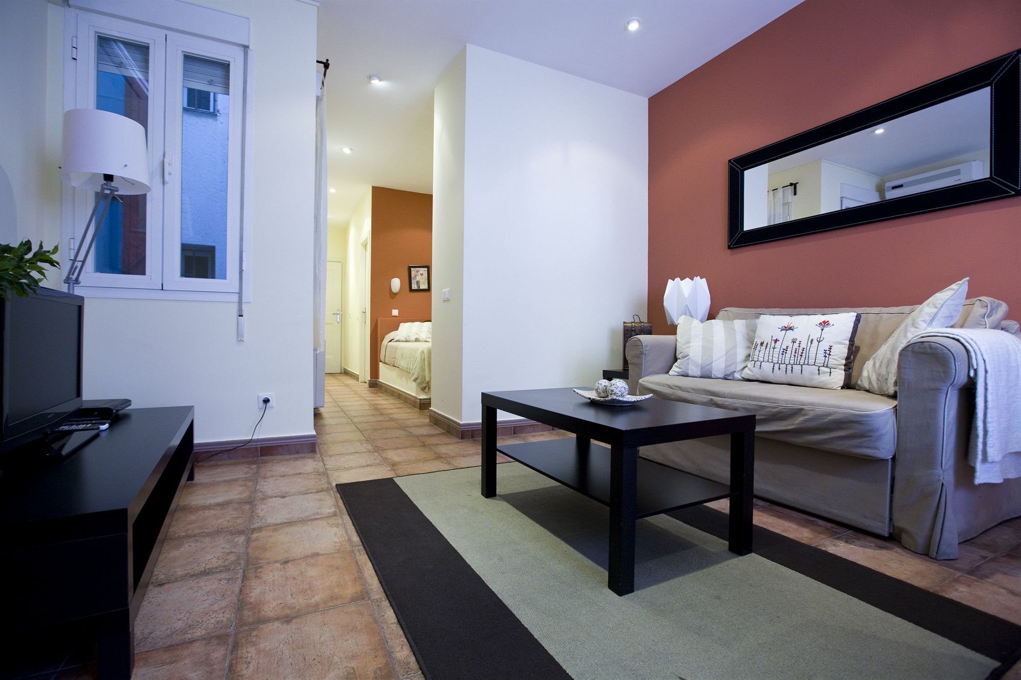 Apartamento Tirso De Molina Madrid Exterior photo